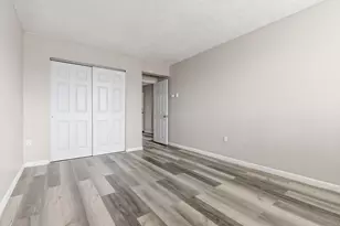 27 Willis St, Framingham, MA 01702 - Photo 7