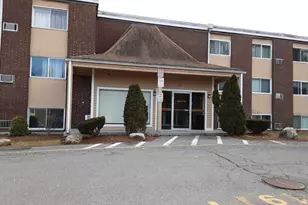 27 Willis St, Framingham, MA 01702 - Photo 1