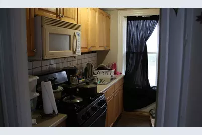 1951 Pleasant St, Fall River, MA 02723 - Photo 15