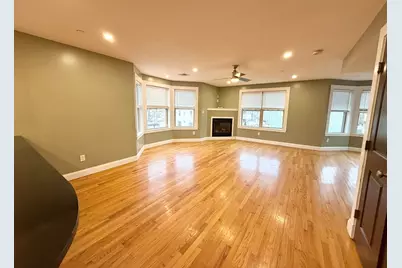 31 Humphreys St #3, Boston, MA 02125 - Photo 3