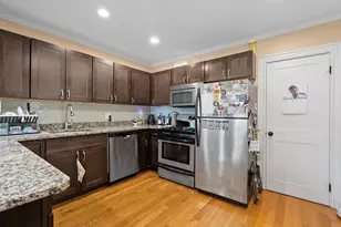 22 Chestnut Ave, Boston, MA 02130 - Photo 17