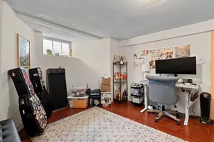 22 Chestnut Ave, Boston, MA 02130 - Photo 13