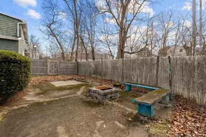 80 Manzanetta Ave, Weymouth, MA 02188 - Photo 35