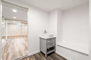 80 Manzanetta Ave, Weymouth, MA 02188 - Photo 31