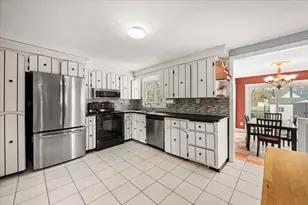 27 Suffolk Rd, Sharon, MA 02067 - Photo 17