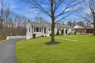 105 Mountain View St, South Hadley, MA 01075 - Photo 25