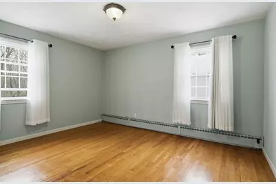 105 Mountain View St, South Hadley, MA 01075 - Photo 15