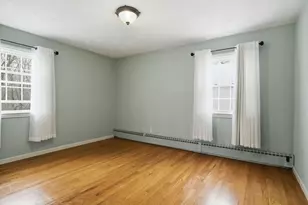 105 Mountain View St, South Hadley, MA 01075 - Photo 15