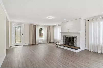 105 Mountain View St, South Hadley, MA 01075 - Photo 5