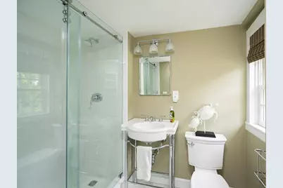 233 Washington St, Hanover, MA 02339 - Photo 27