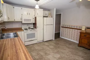 87 Winchester St, Templeton, MA 01468 - Photo 13