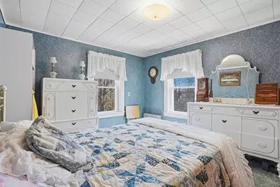 41 Grant St, Milford, MA 01757 - Photo 31