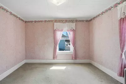 41 Grant St, Milford, MA 01757 - Photo 27