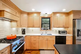 42 Pond View Dr, Sandwich, MA 02537 - Photo 11