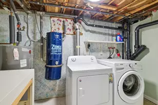 235 Vineland Ave, East Longmeadow, MA 01028 - Photo 33