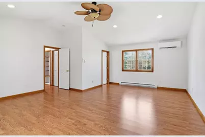 235 Vineland Ave, East Longmeadow, MA 01028 - Photo 21