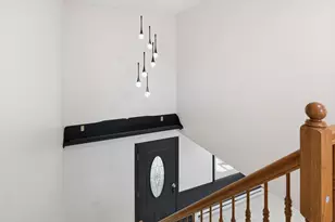 235 Vineland Ave, East Longmeadow, MA 01028 - Photo 7