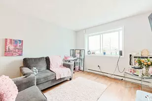 27 Willis St, Framingham, MA 01702 - Photo 3