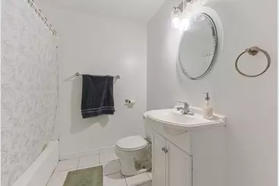 27 Willis St #18, Framingham, MA 01702 - Photo 17