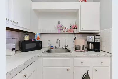 27 Willis St #18, Framingham, MA 01702 - Photo 13