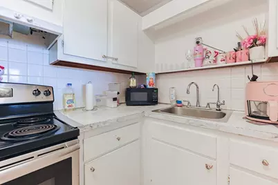 27 Willis St #18, Framingham, MA 01702 - Photo 15