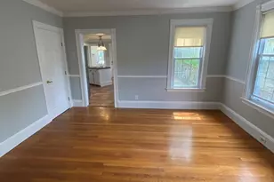 12 Avon St, Reading, MA 01867 - Photo 3