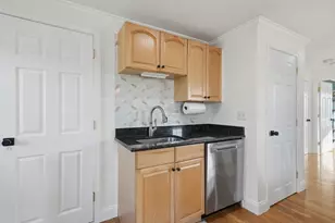 11 Columbia Rd, Wakefield, MA 01880 - Photo 5