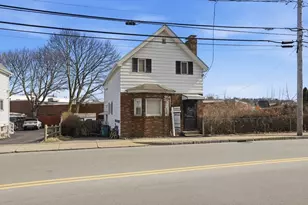 12 Boston St, Lynn, MA 01904 - Photo 3