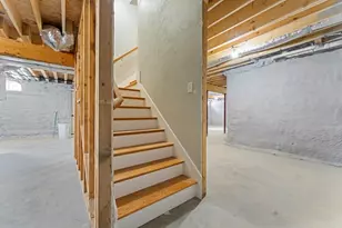 29 Thornton St, Mendon, MA 01756 - Photo 37