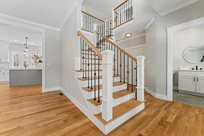 29 Thornton Street, Mendon, MA 01756 - Photo 3