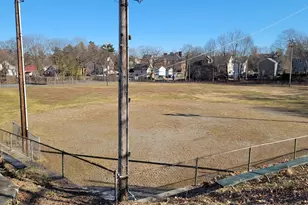 10 Marion St, Hudson, MA 01749 - Photo 29