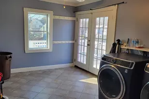 10 Marion St, Hudson, MA 01749 - Photo 7