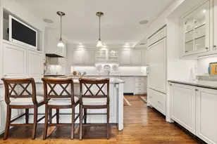 81 Beacon St, Boston, MA 02108 - Photo 9