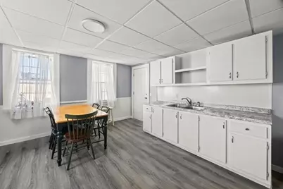 46 Grove St, Taunton, MA 02780 - Photo 9