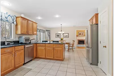 50 Arrowwood St, Methuen, MA 01844 - Photo 11