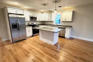 36 Van Buren St, Taunton, MA 02780 - Photo 3