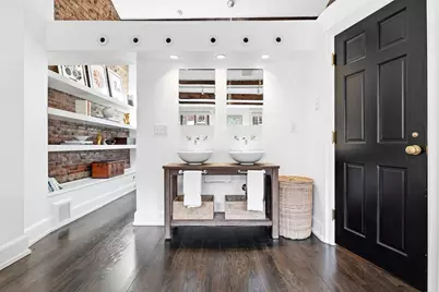 22 Joy St, Boston, MA 02114 - Photo 23