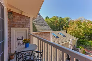 28 Commercial St, Provincetown, MA 02657 - Photo 23