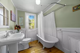 28 Commercial St, Provincetown, MA 02657 - Photo 19