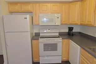 27 Greenleaves Dr, Amherst, MA 01002 - Photo 7