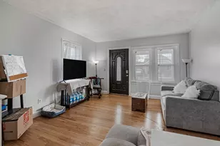 74 Kensington St, Agawam, MA 01030 - Photo 7