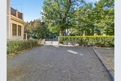 20 Beech St, Cambridge, MA 02140 - Photo 33