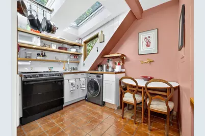 20 Beech St, Cambridge, MA 02140 - Photo 5