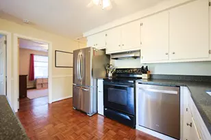 46 Melody Dr, Attleboro, MA 02703 - Photo 7