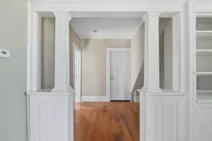 221 East St, Chicopee, MA 01020 - Photo 7