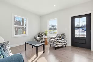 673 Pleasant St, Leicester, MA 01524 - Photo 5