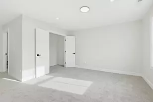 673 Pleasant St, Leicester, MA 01524 - Photo 21