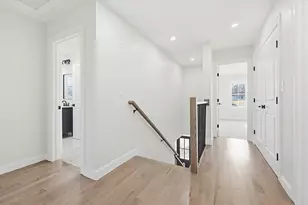 673 Pleasant St, Leicester, MA 01524 - Photo 19