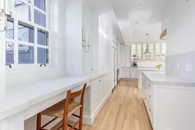 62 Beacon #3, Boston, MA 02108 - Photo 11