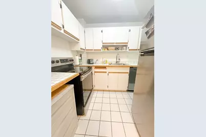 19 Winchester St #604, Brookline, MA 02446 - Photo 5